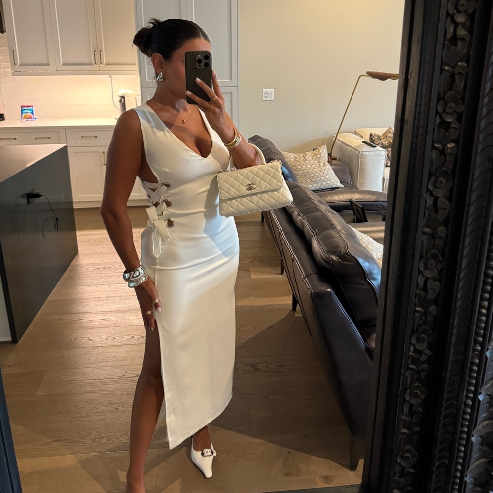 Lioness white tie dress